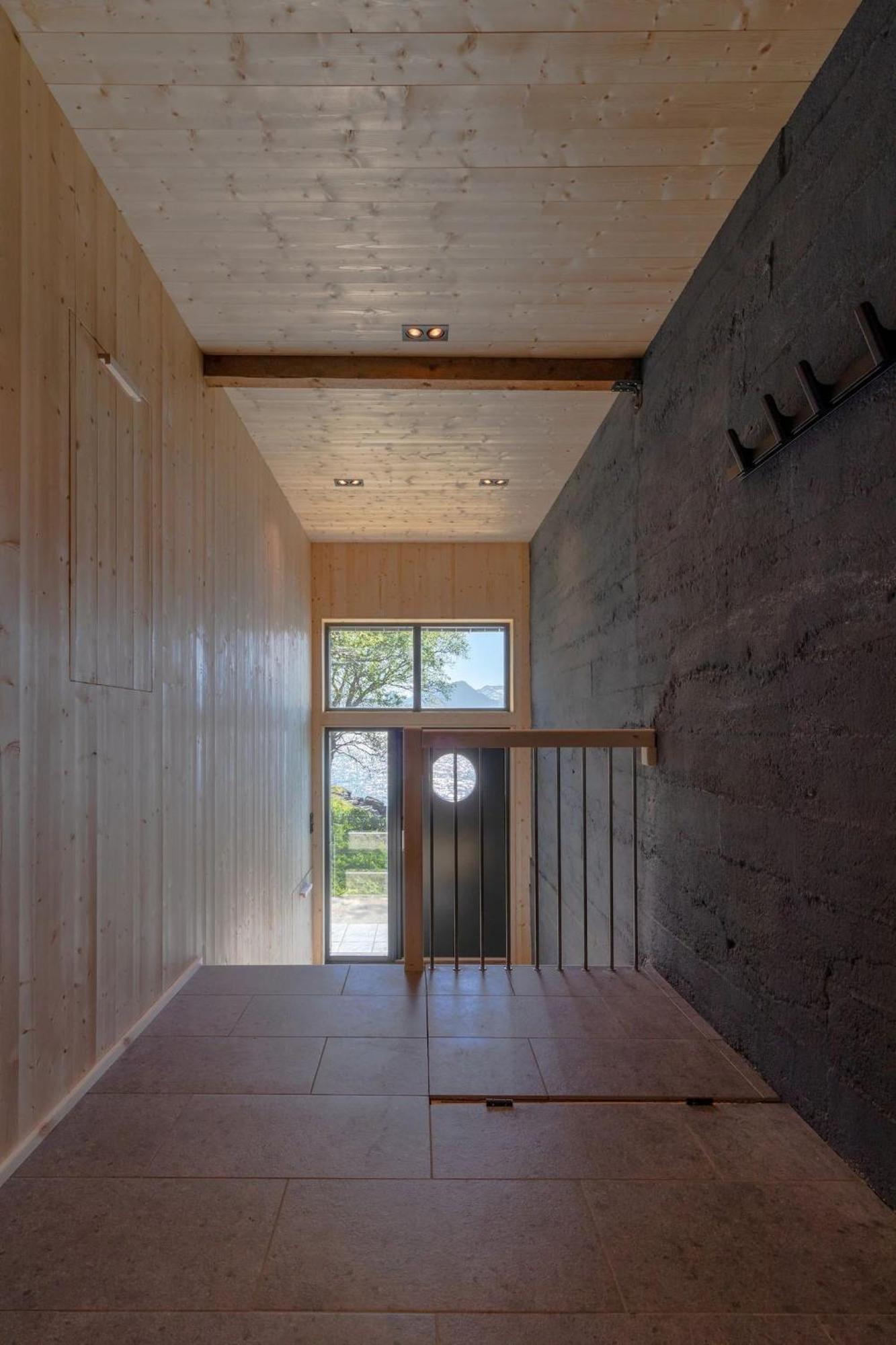 Minkfarmen, Spacious Seaside Cabin With Scenic View Ramberg Ngoại thất bức ảnh